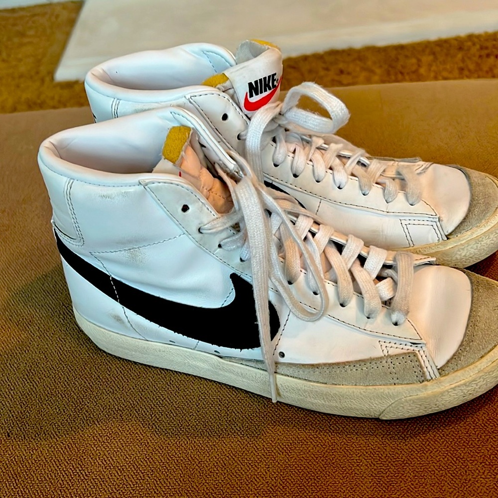 Nike shoes